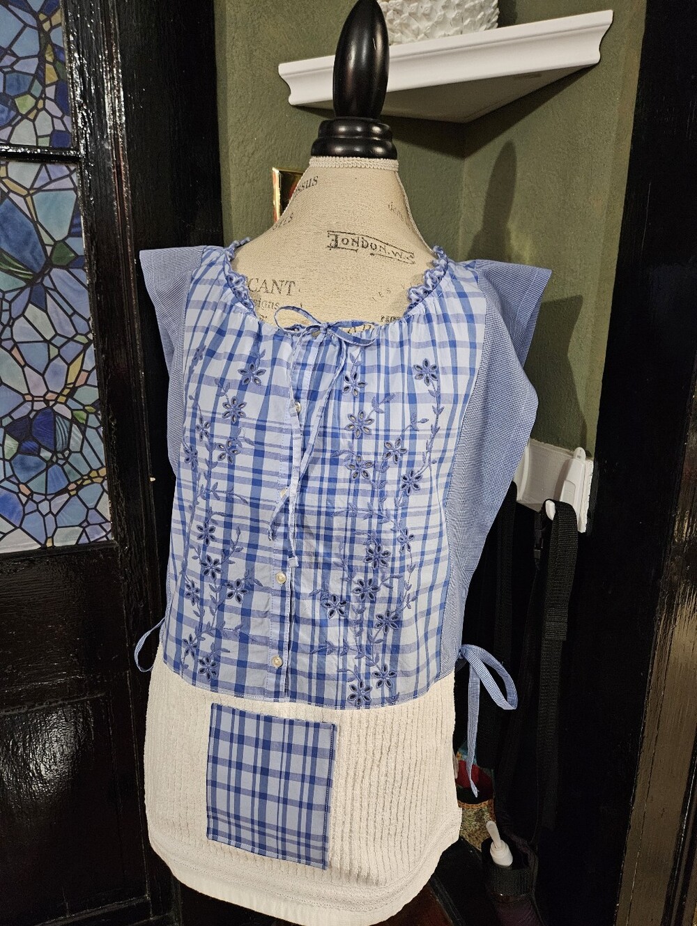 Handmade Blue & White Cobblers Apron w/pocket